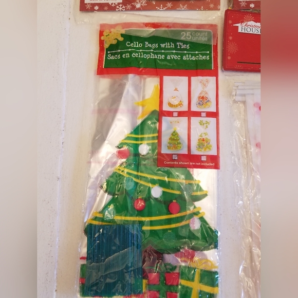 Lot of 4 Sealed Christmas Cookie Tray Bags Bakery Bags Cello Bags with Ties - Picture 3 of 8